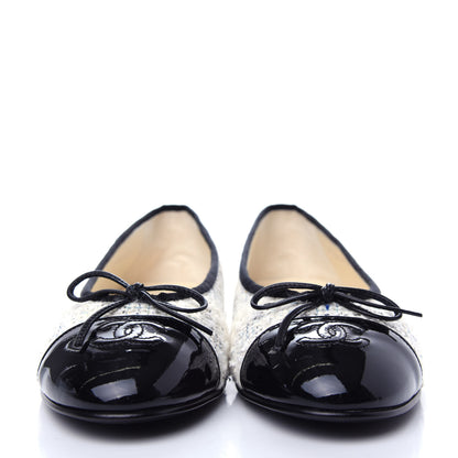 Chanel Tweed Cap Toe Ballerina Flats 40 White Black 2 of 11