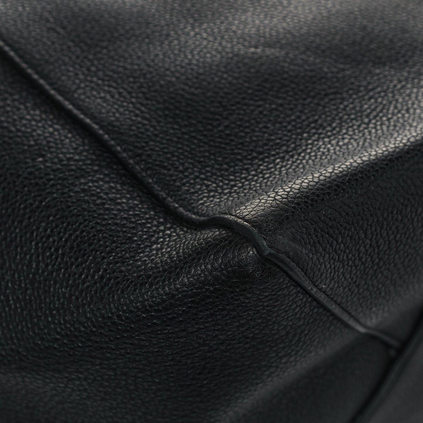 Soft Grained Calfskin Small Belt Cabas Phantom Black