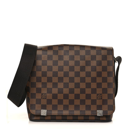 Louis Vuitton Damier Ebene District PM 1 of 8
