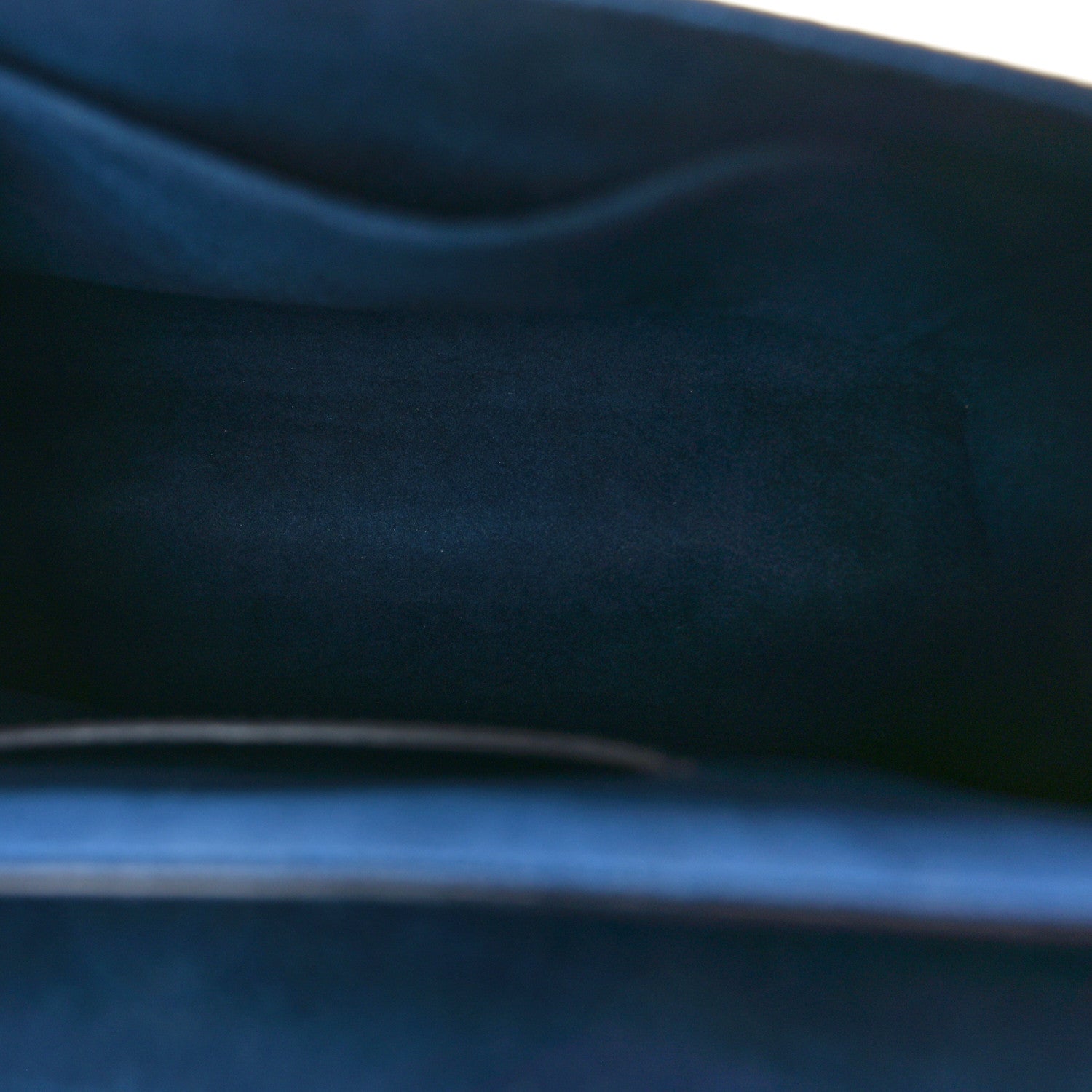 Louis Vuitton Epi Twist Shoulder Bag MM Indigo 6 of 10