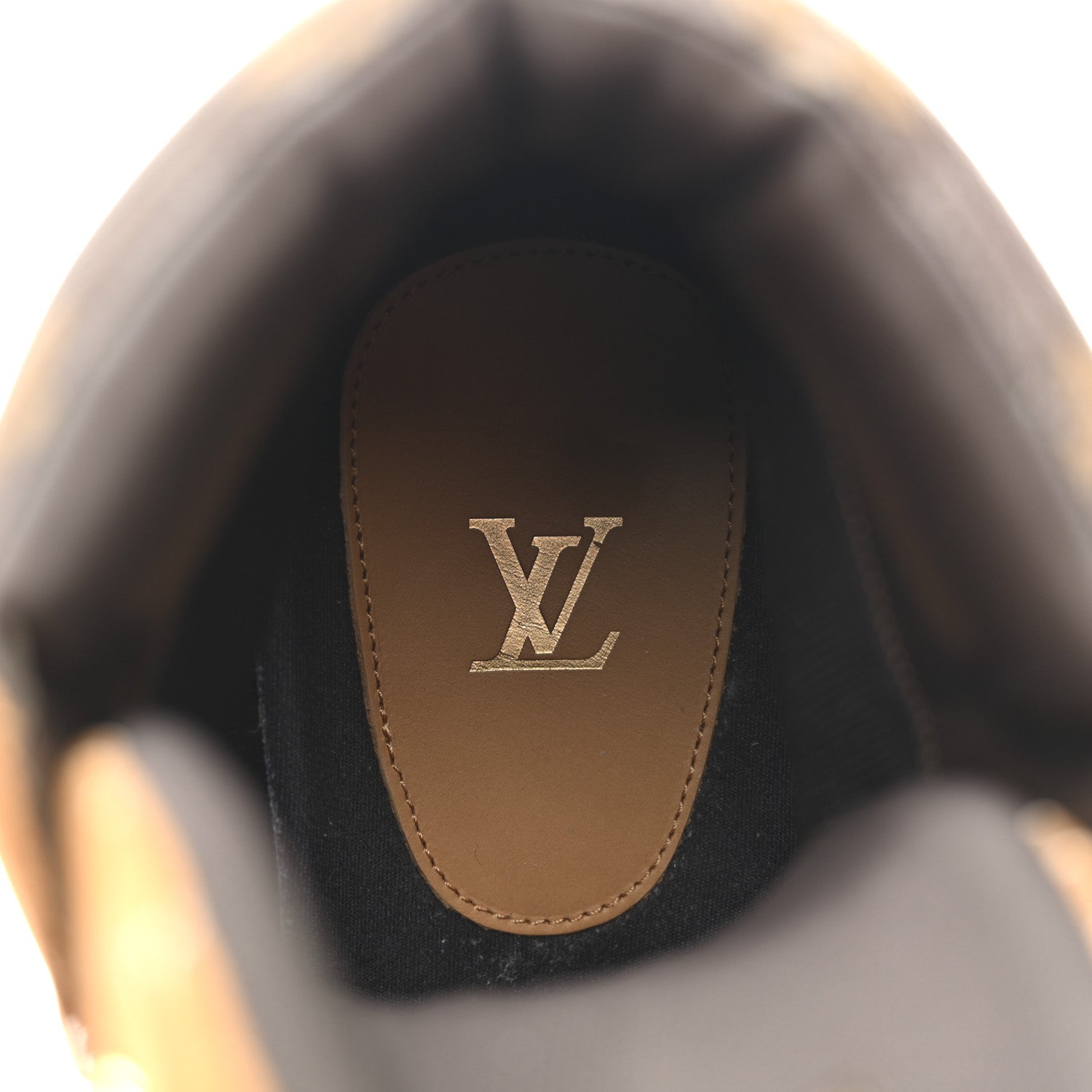 Louis Vuitton Suede Calfskin Monogram Mens Creeper Ankle Boots 9.5 Beige 7 of 11