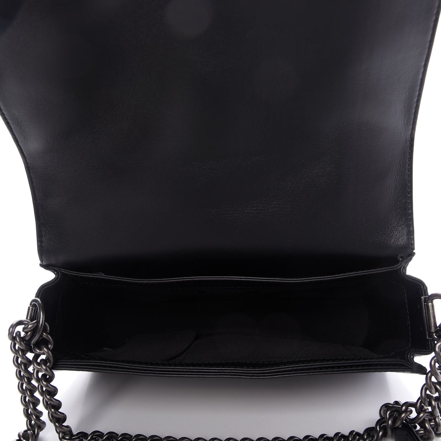 Calfskin Enchained New Medium Boy Flap Black