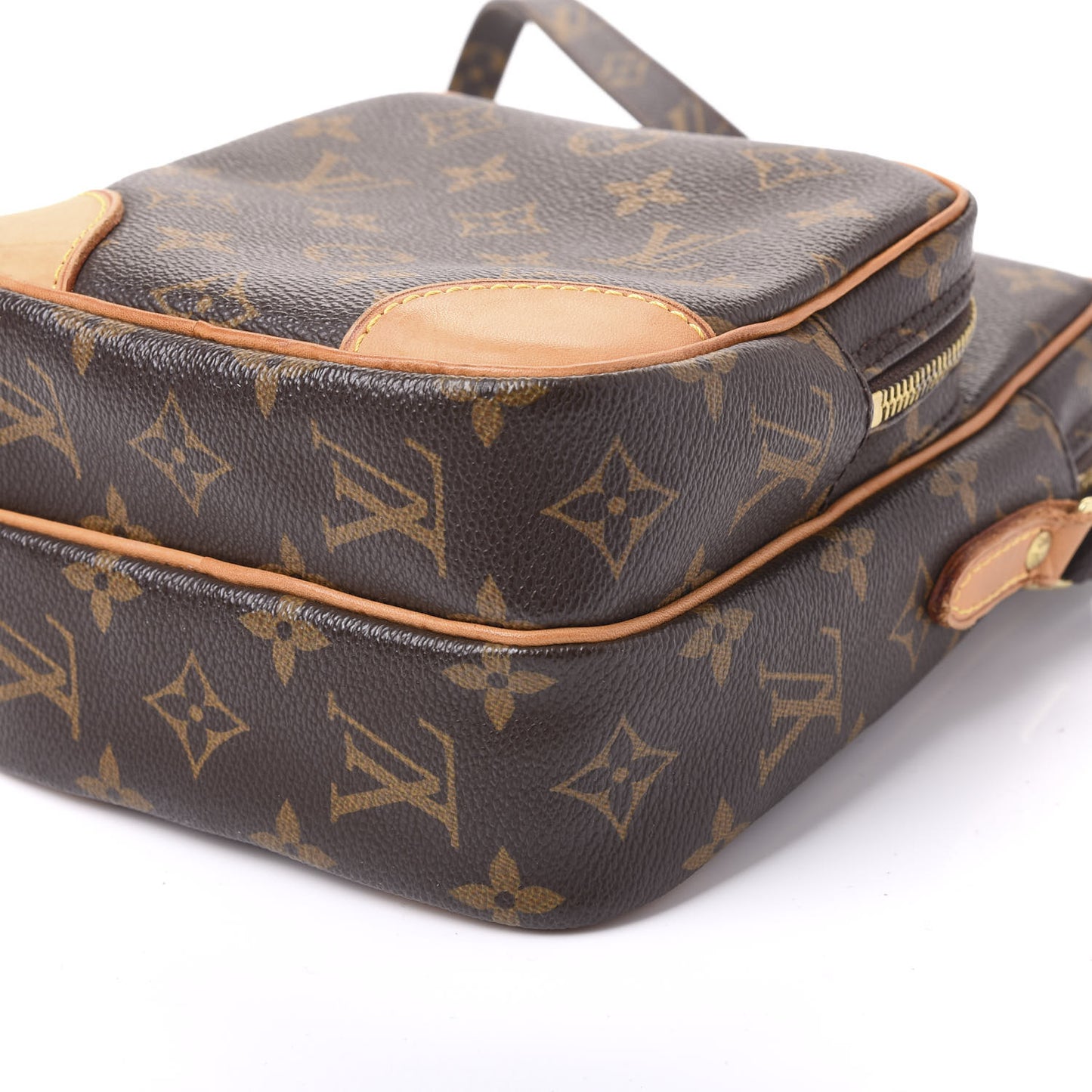Monogram Amazone