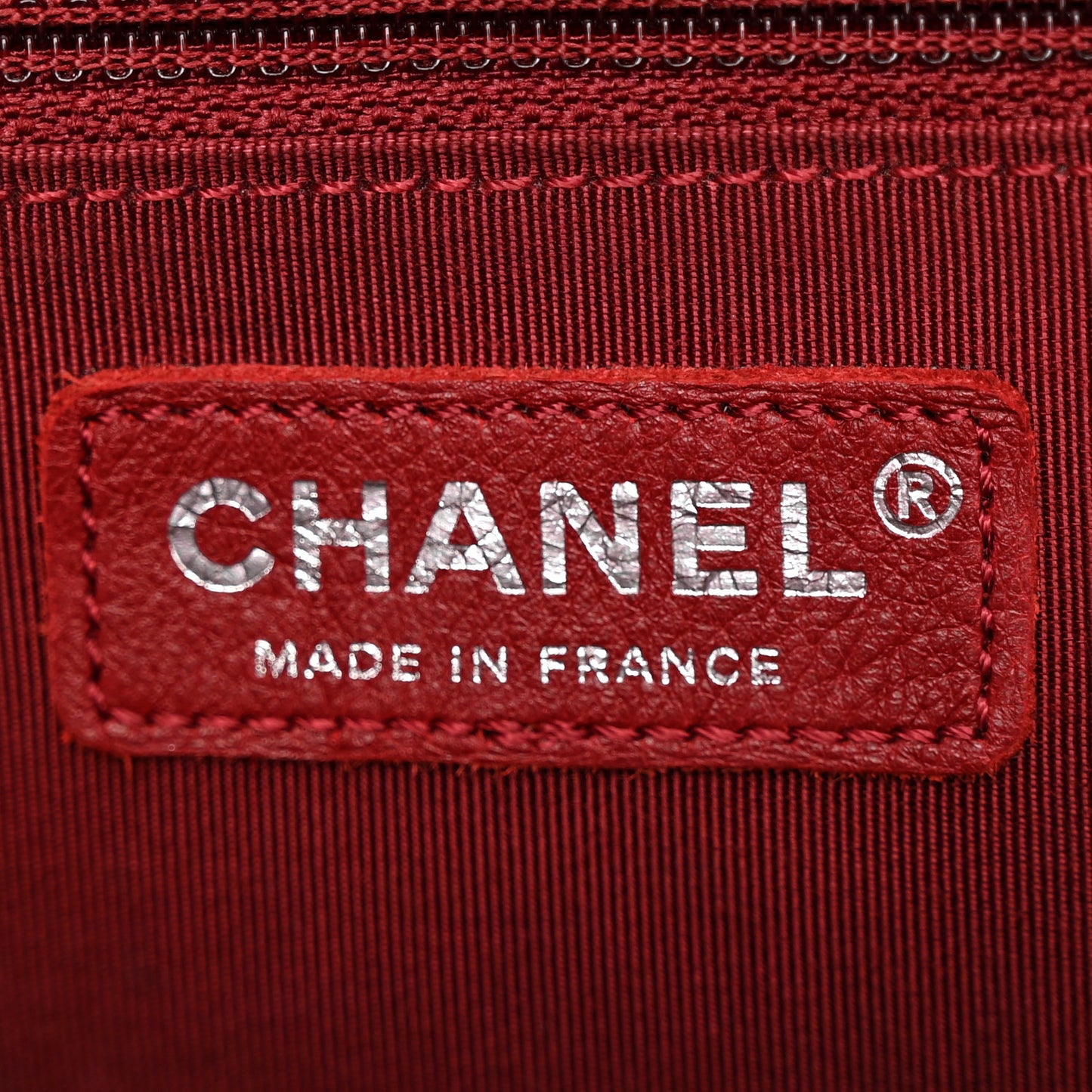 Caviar Quilted New Medium Boy Flap Dark Red