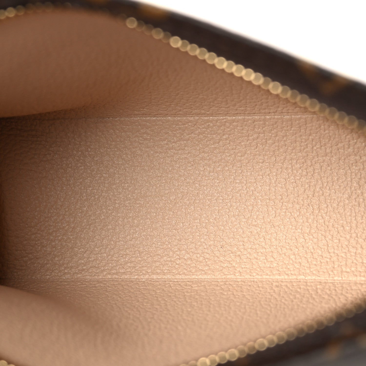 Louis Vuitton Monogram Toiletry Pouch 15 5 of 6
