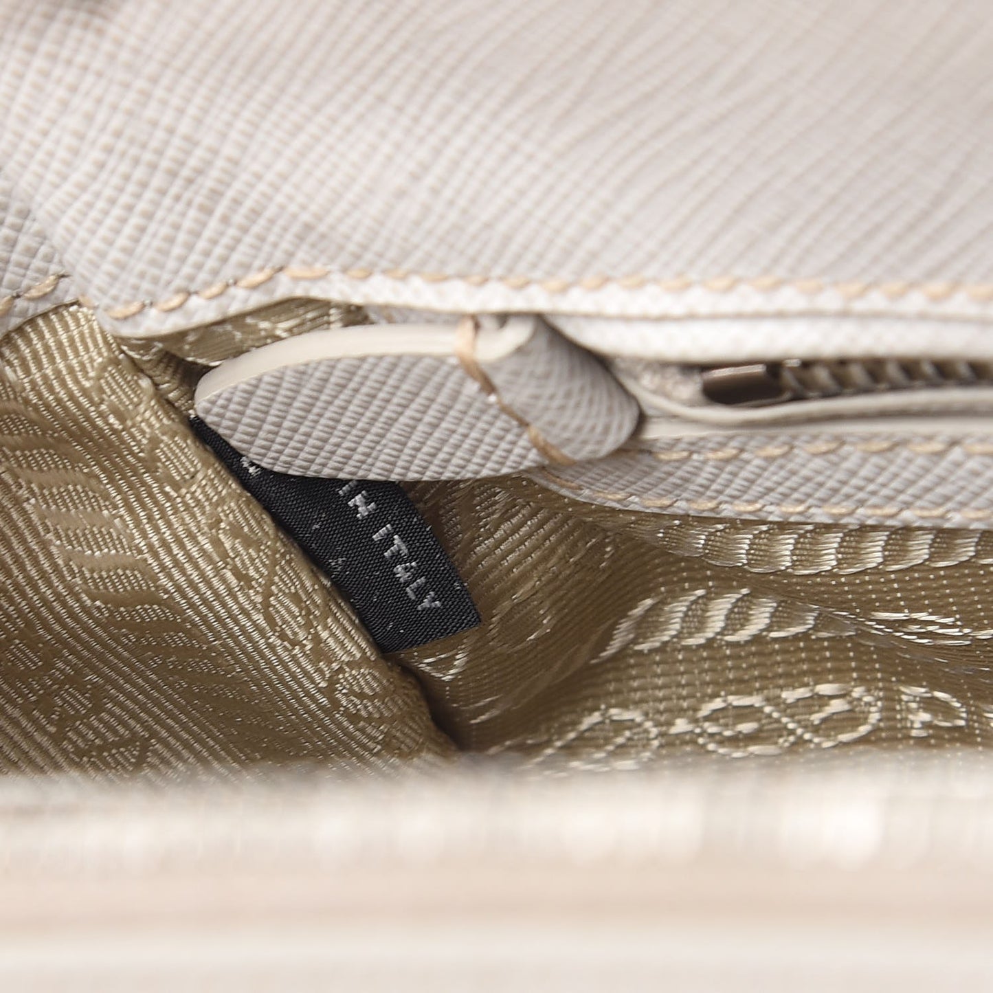Saffiano Lux Small Galleria Double Zip Tote White