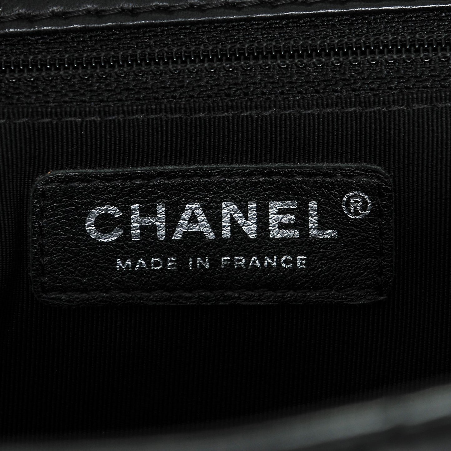 Lambskin Surpique Chevron Medium Single Flap Black