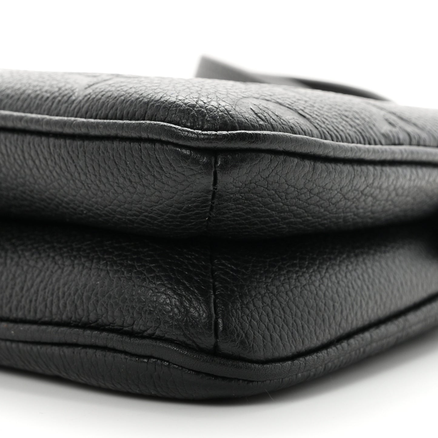 Empreinte Monogram Liv Pochette Black