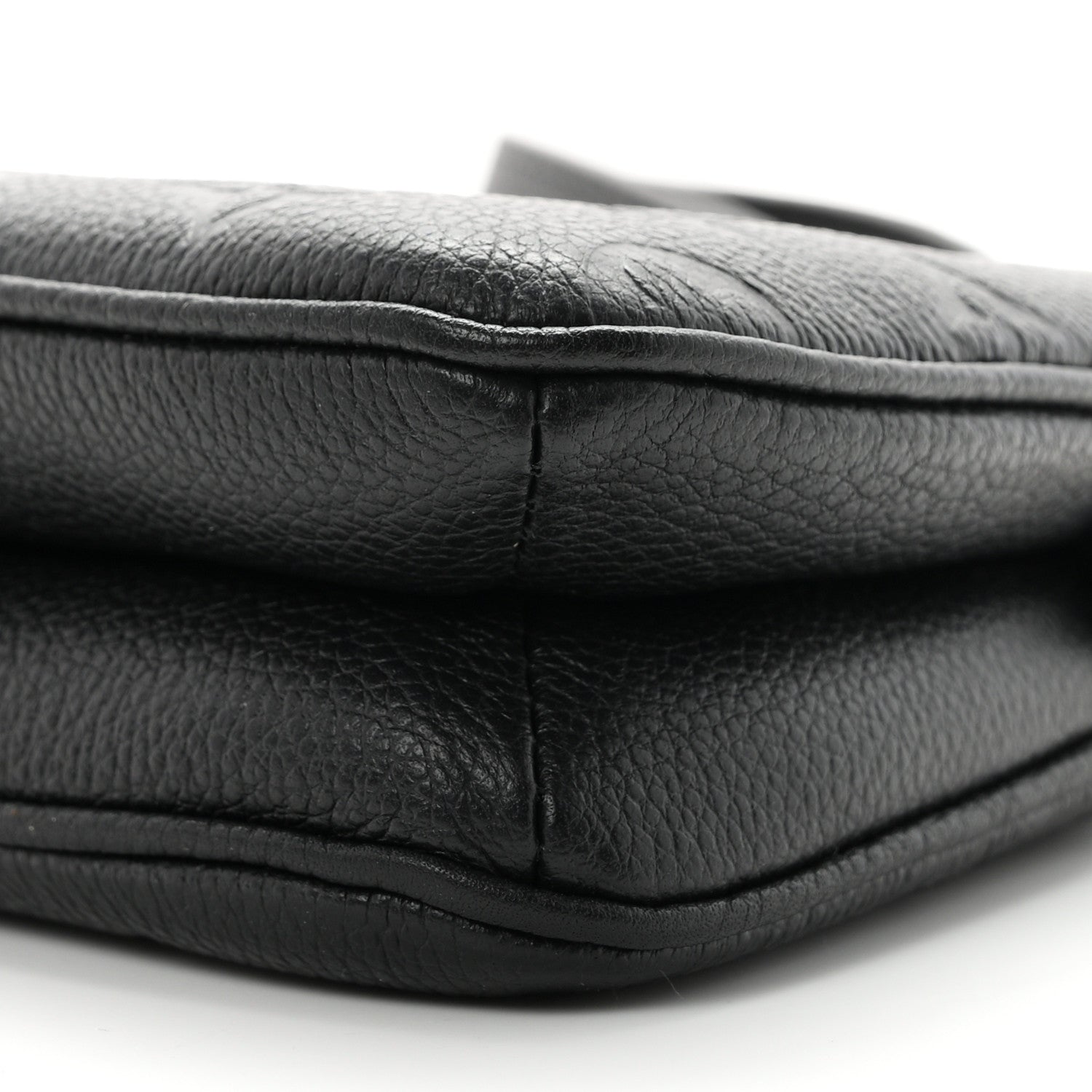 Louis Vuitton Empreinte Monogram Liv Pochette Black 9 of 10