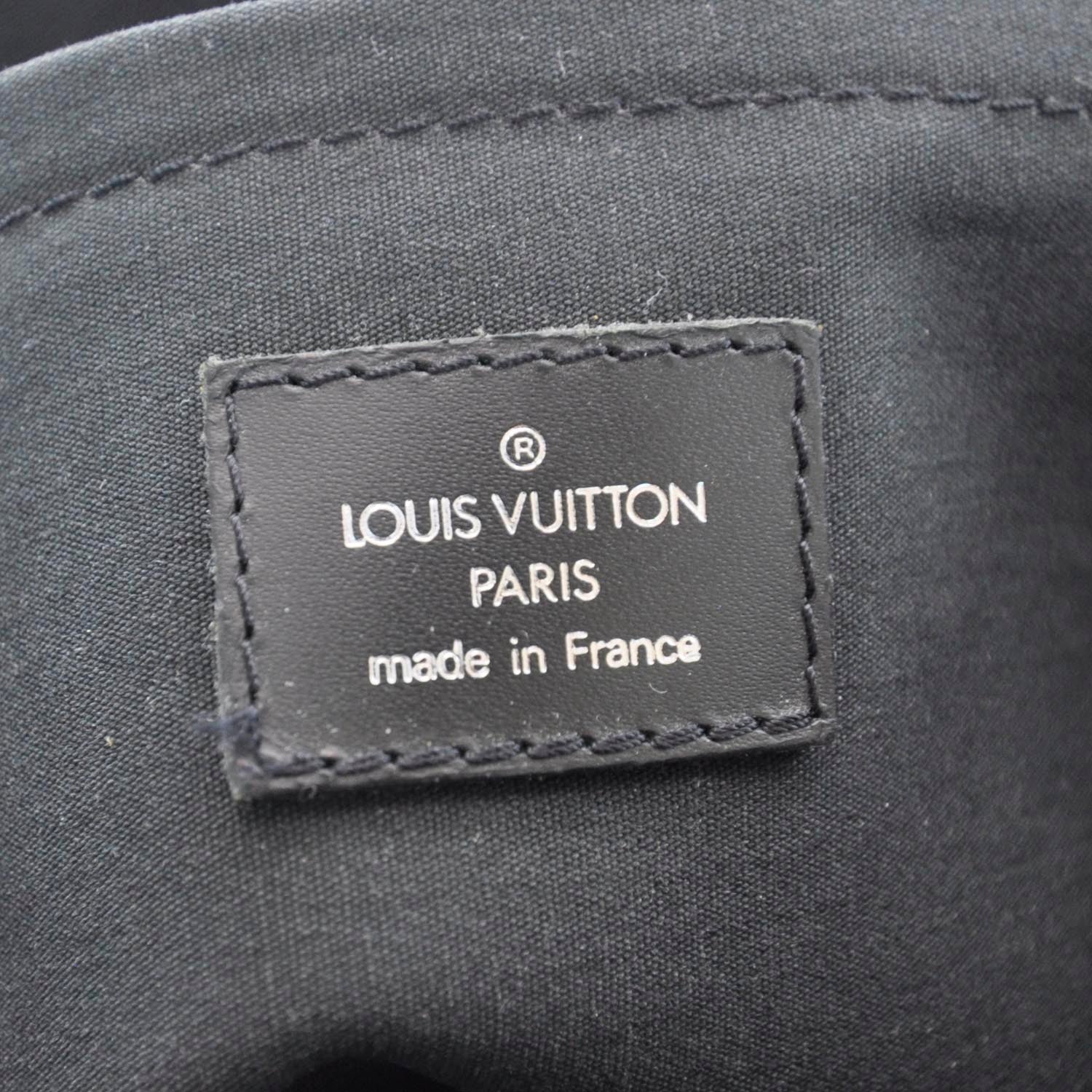 Louis Vuitton Epi Segur MM Black 9 of 10