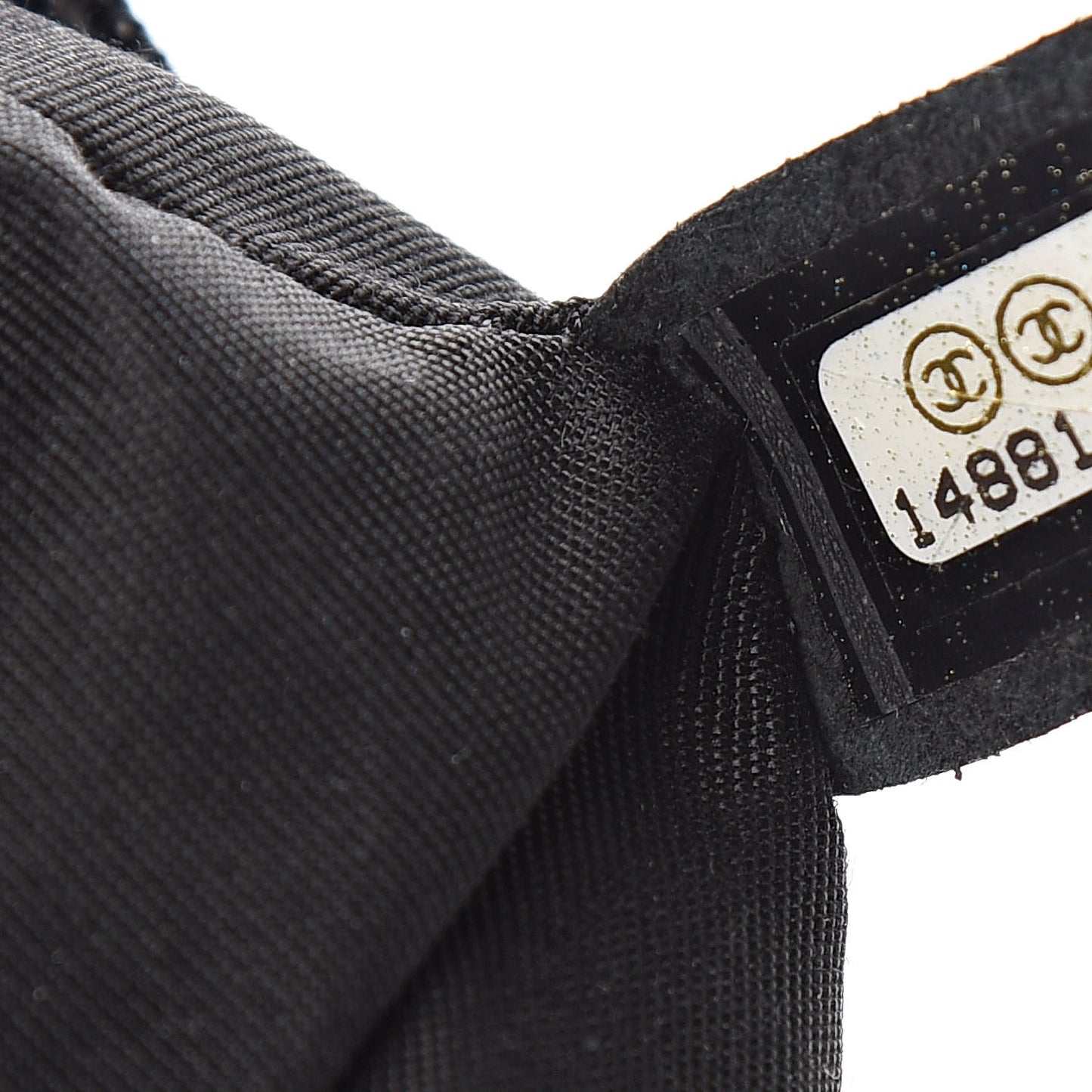 Caviar Half Moon Wallet On Chain WOC Black
