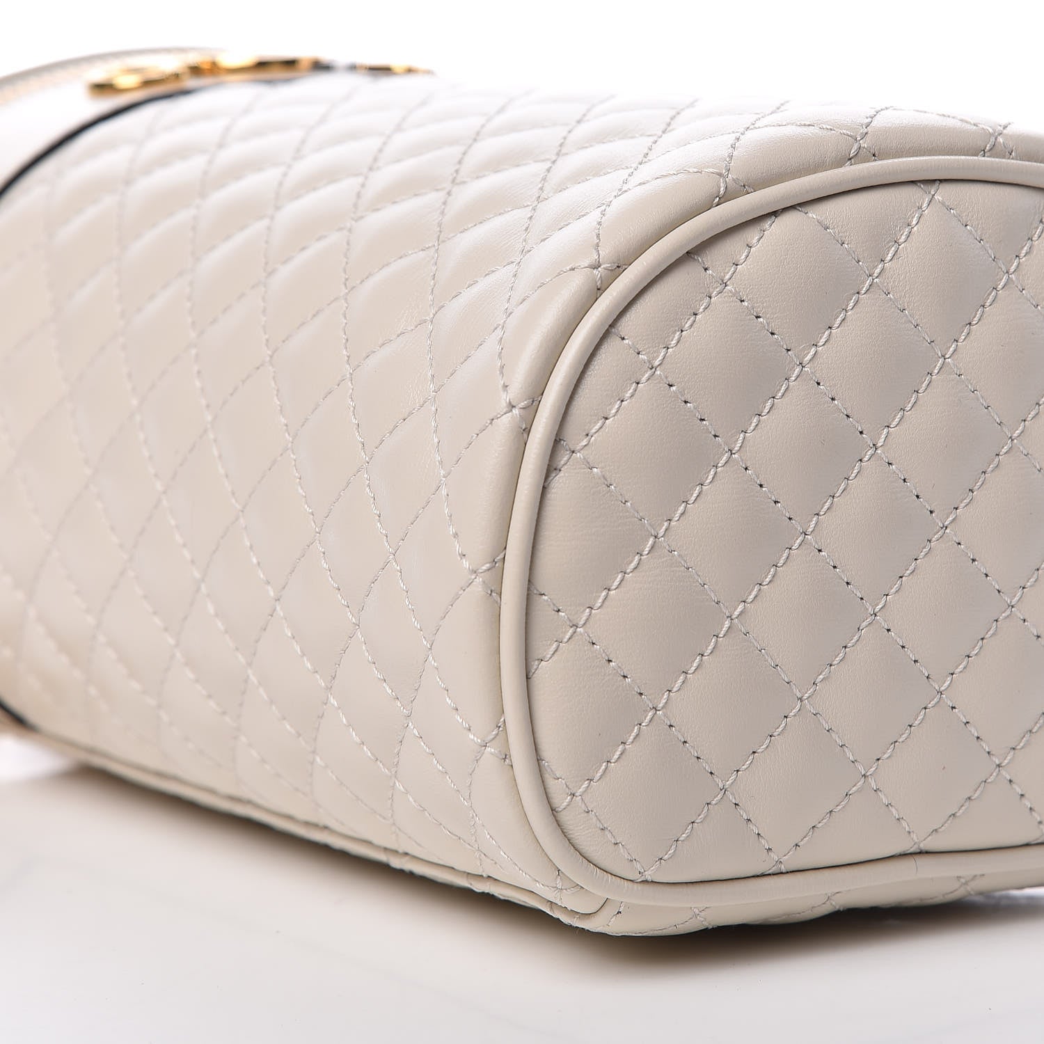 Gucci Calfskin Trapuntata Zumi Belt Bag Off White 9 of 11