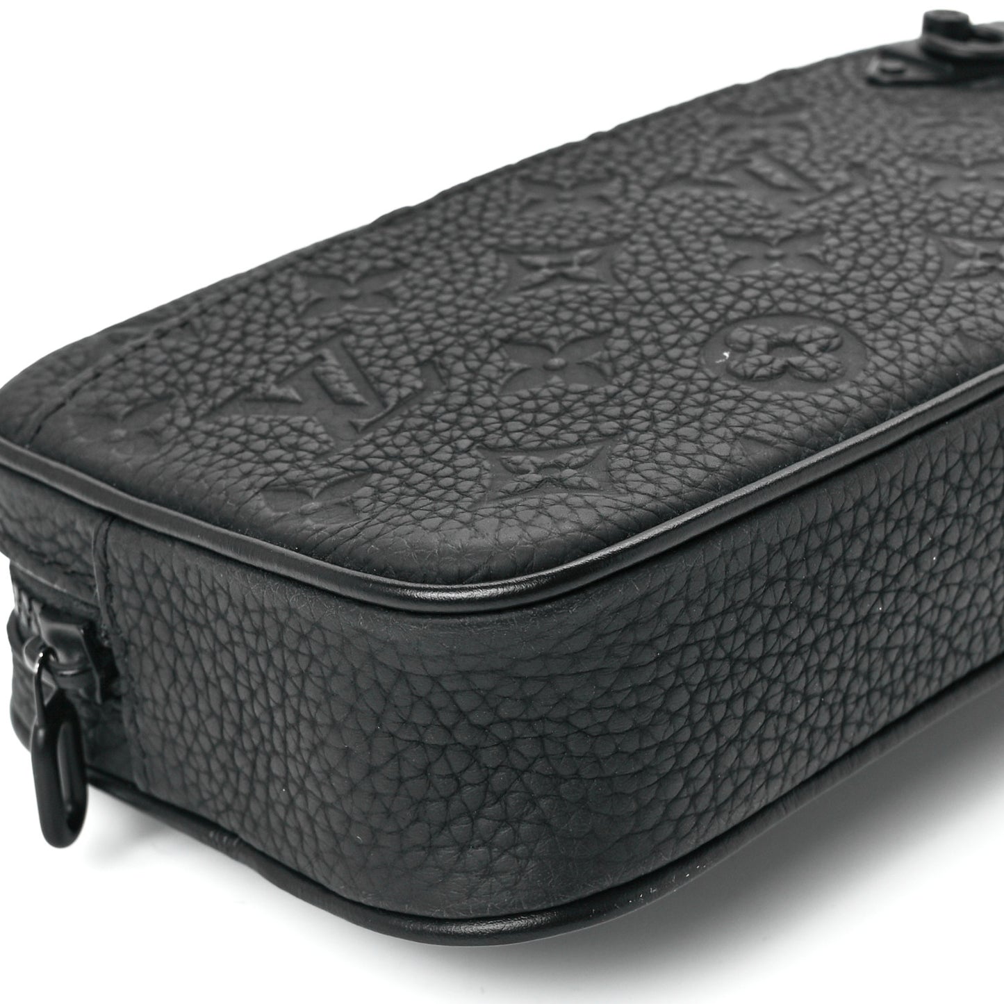Taurillon Monogram Uniformes Solar Ray Soft Pochette Volga Belt Bag Black