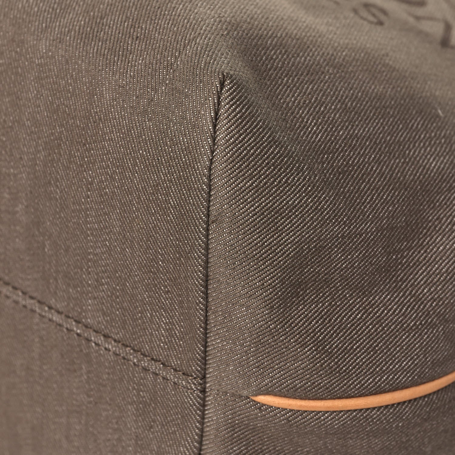 Louis Vuitton Denim Articles de Voyage Cabas Argile 10 of 13