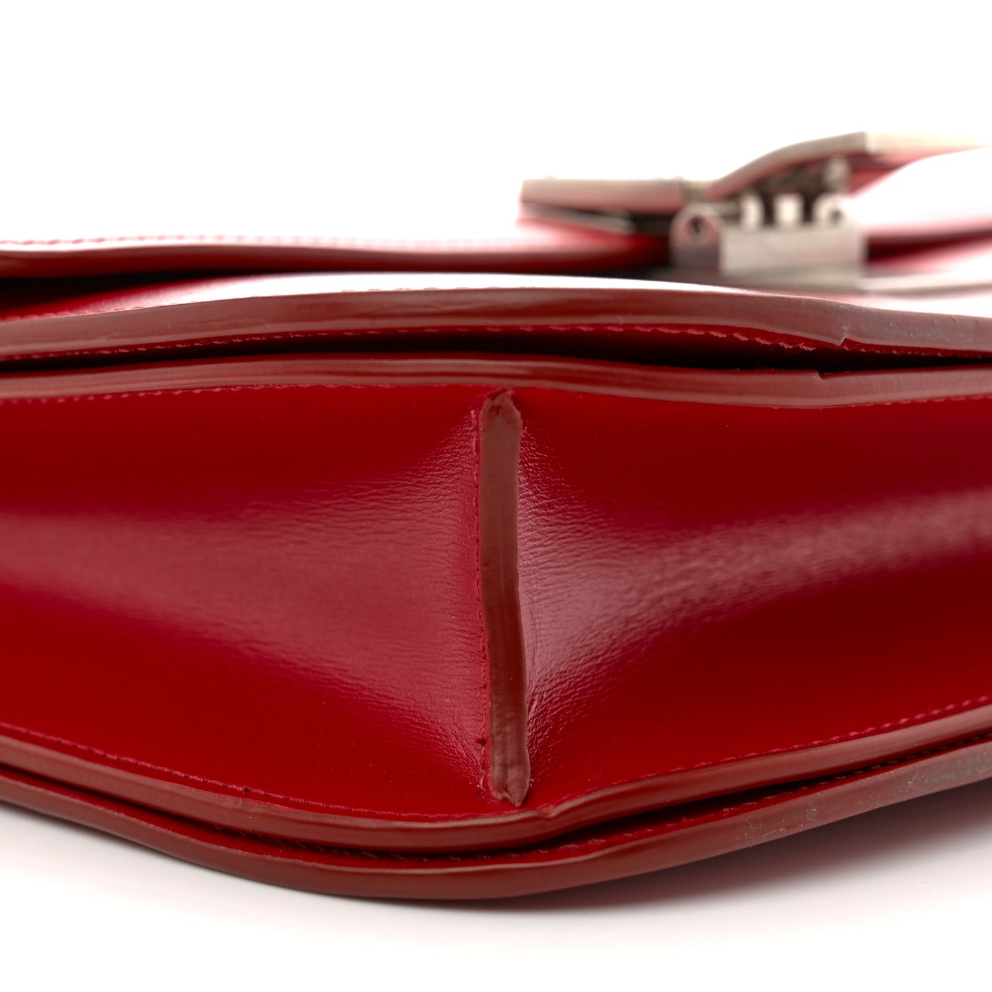 Box Calfskin Medium Classic Box Flap Bag Red