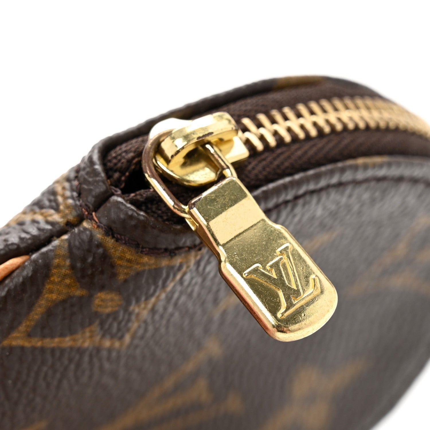 Louis Vuitton Monogram Round Coin Purse 8 of 9