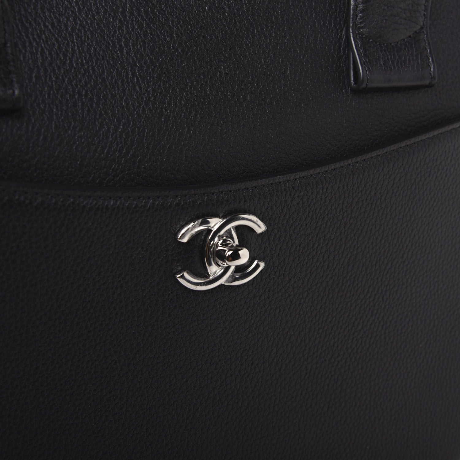 Chanel Grained Calfskin Large Neo Executive Shopper Tote Black 17 of 17
