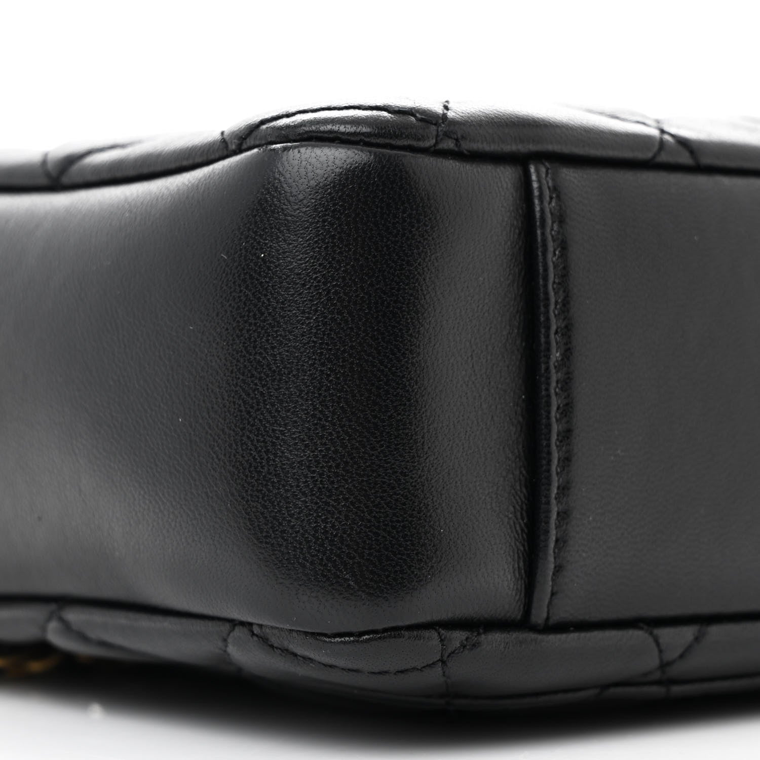Chanel Lambskin Quilted CC Pearl Crush Camera Case Black 9 of 11