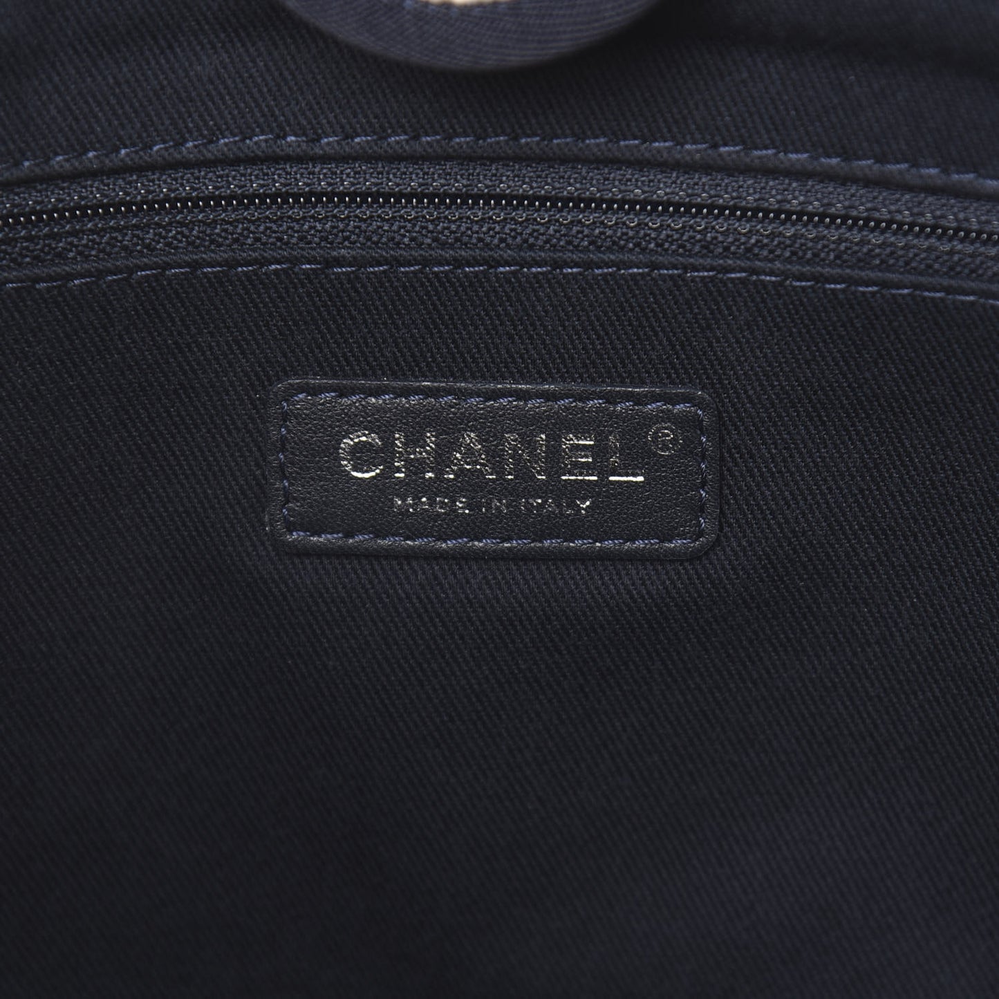 Woven Straw Raffia Small Deauville Tote White Navy