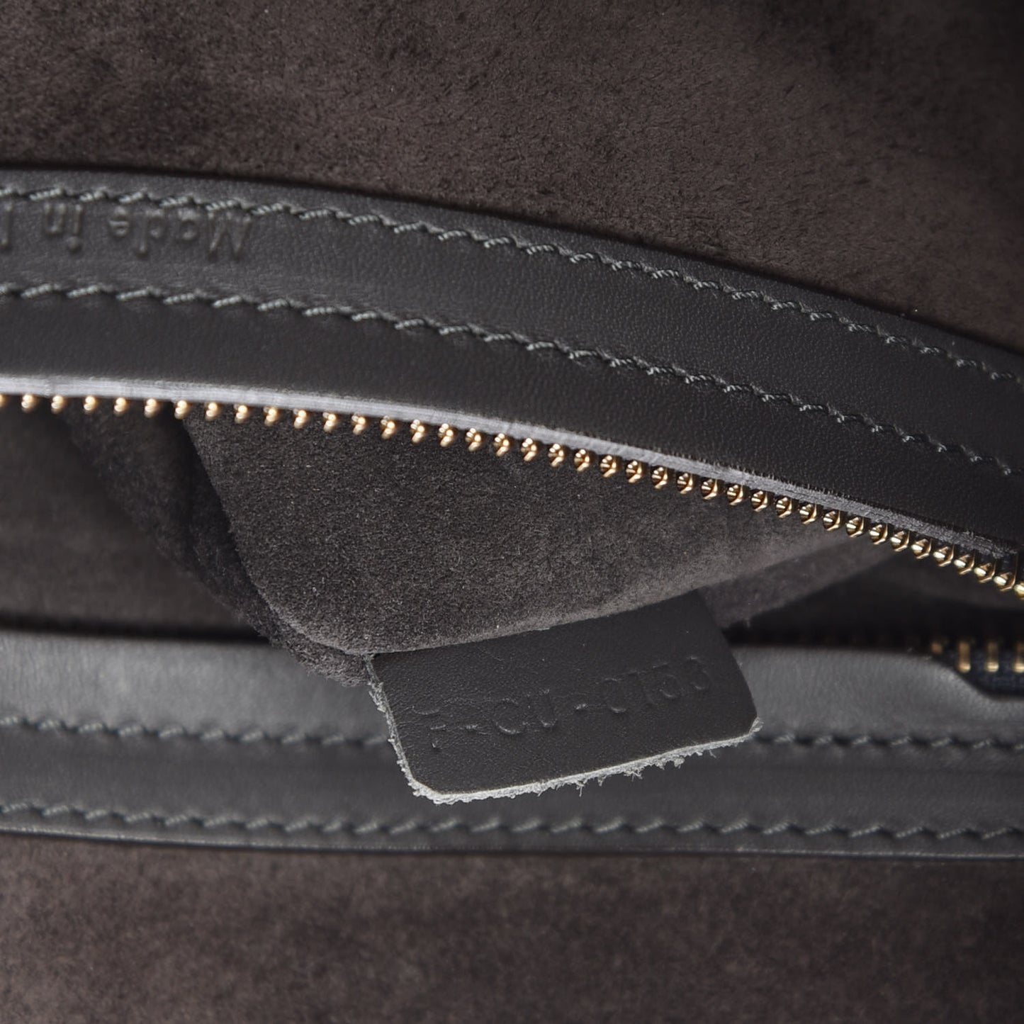 Smooth Calfskin Medium Phantom Luggage Grey