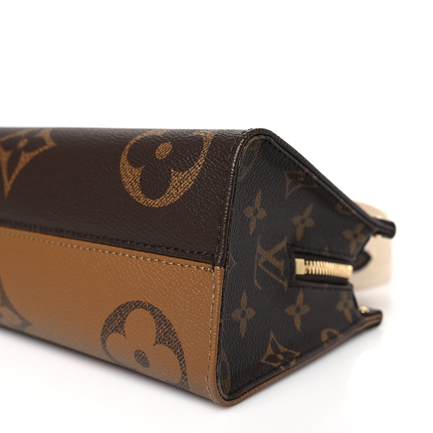 Reverse Monogram Giant OnTheGo East West