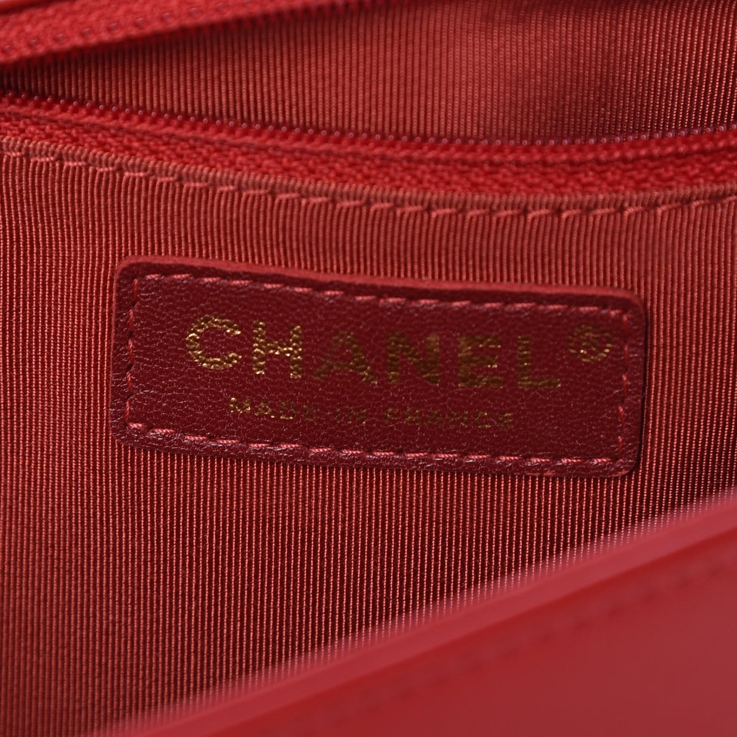 Lambskin Quilted New Medium Boy Flap Red
