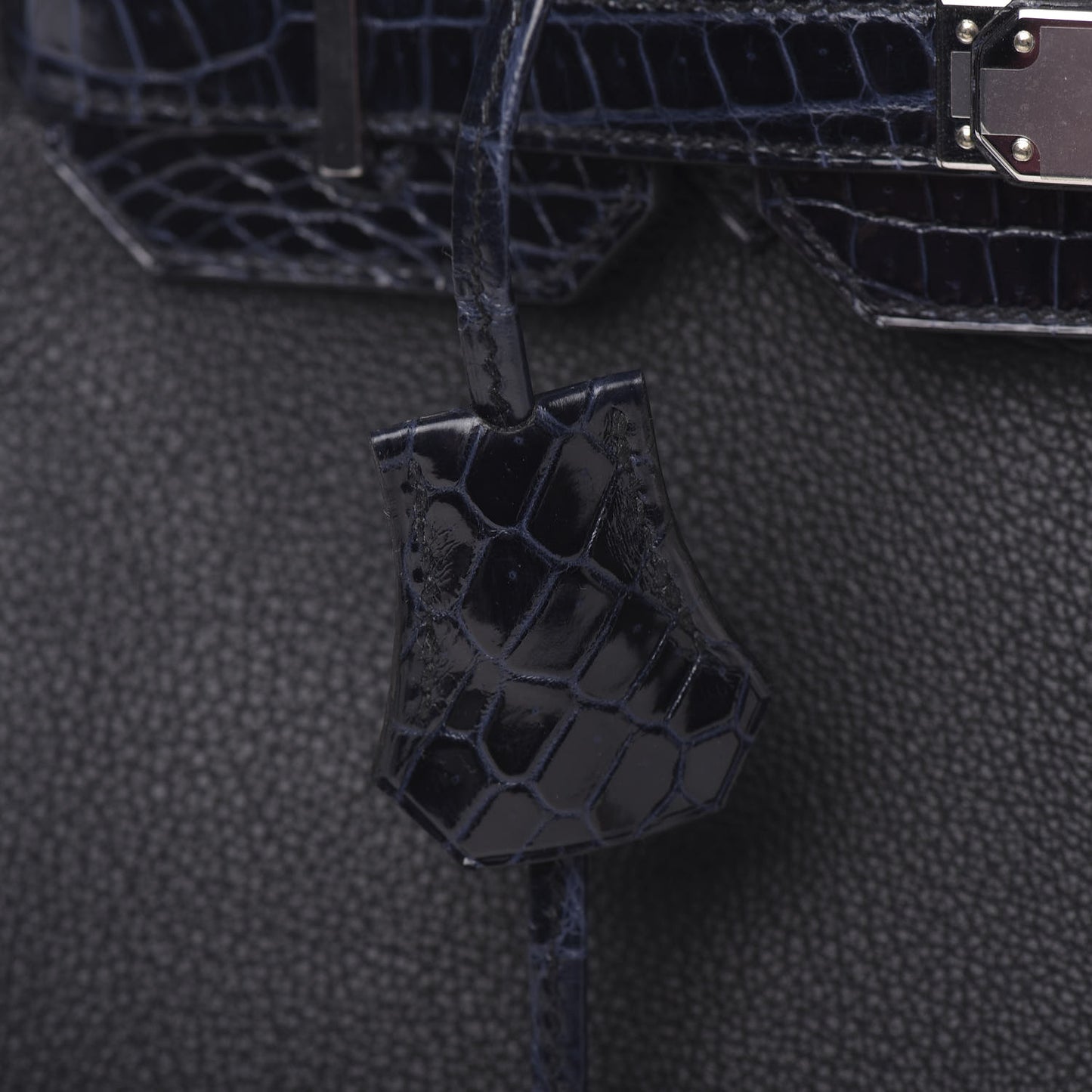 Taurillon Novillo Shiny Niloticus Crocodile Birkin Touch 30 Black Bleu Marine