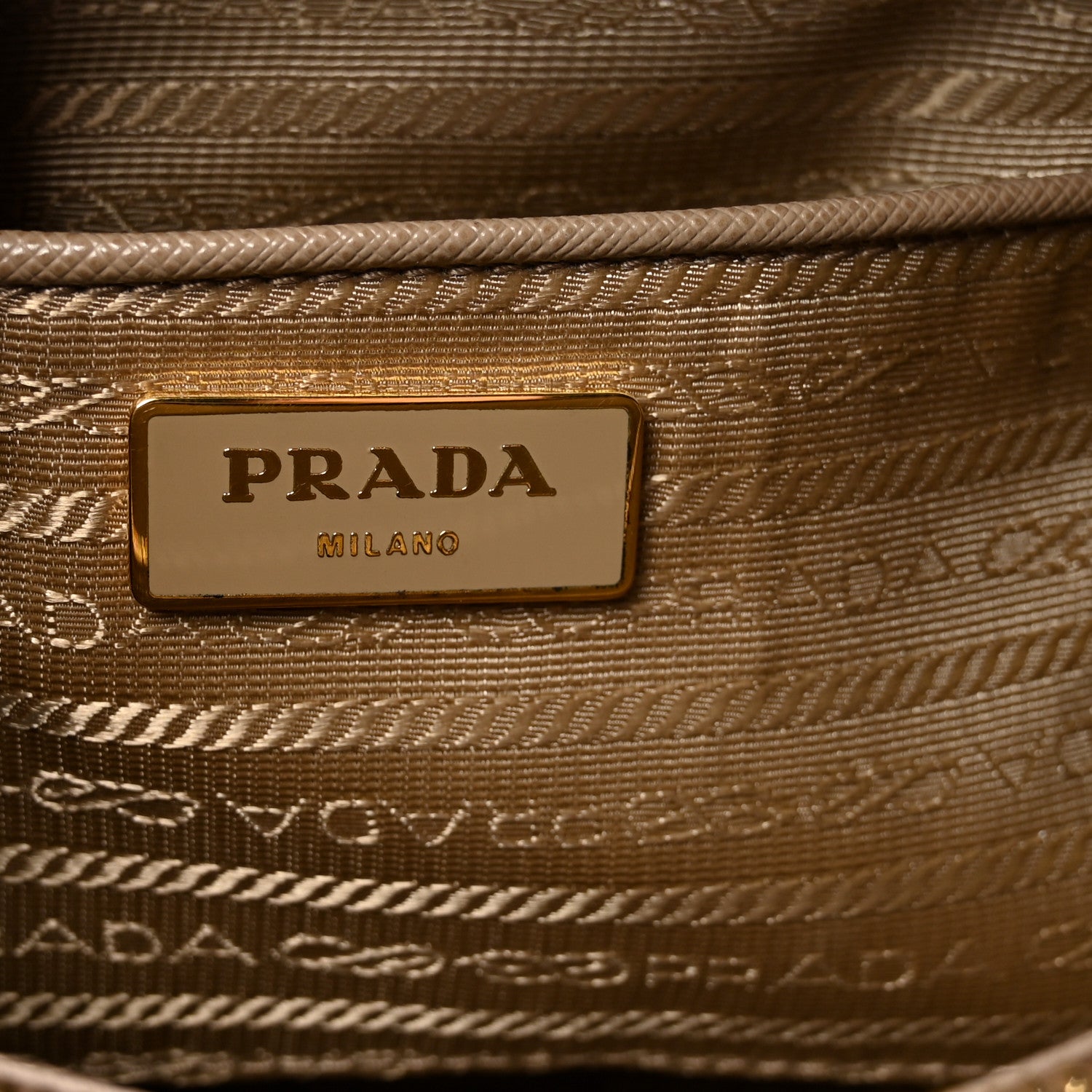 Prada Saffiano Lux Large Promenade Tote Cammeo 6 of 9