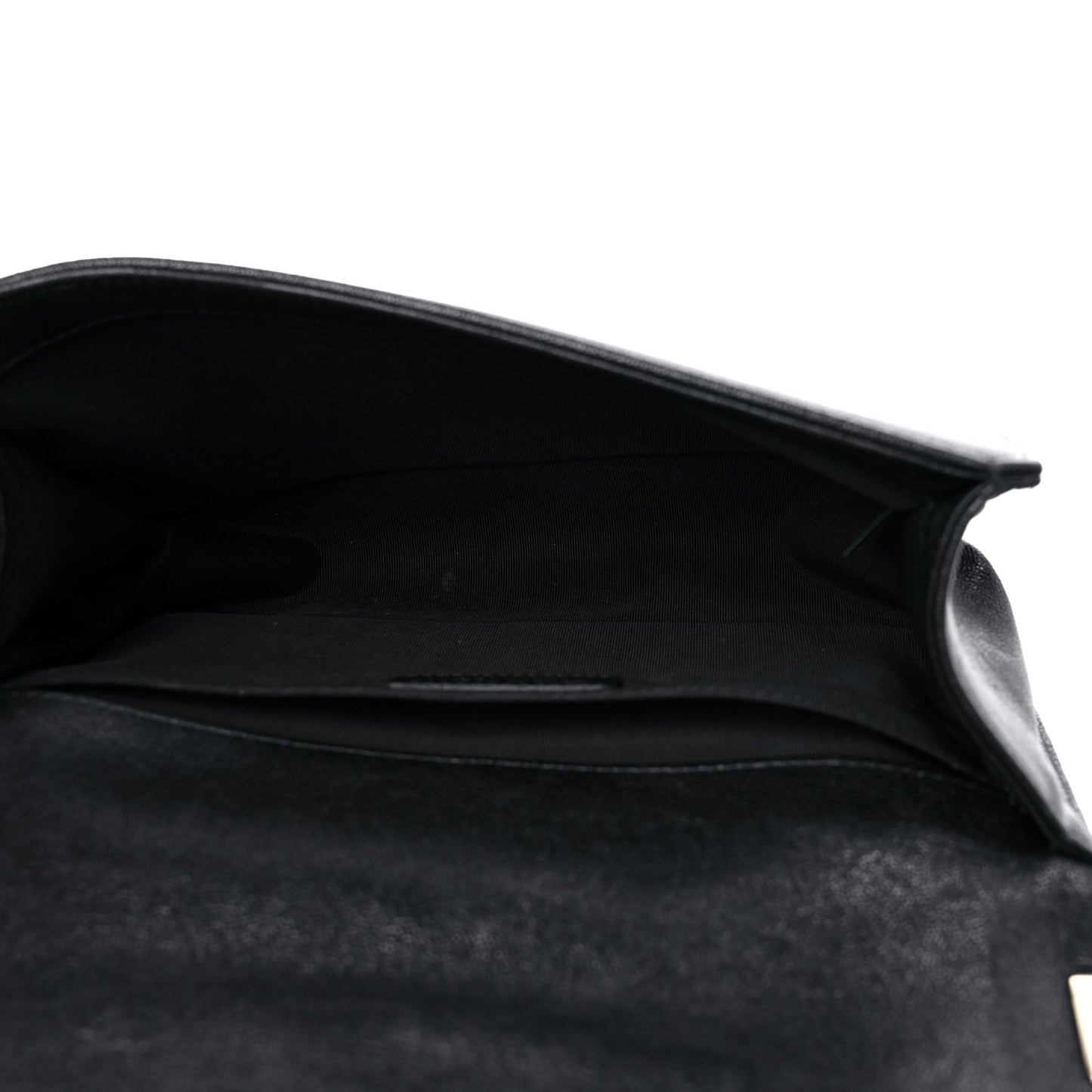 Caviar Chevron Quilted Medium Boy Flap Black