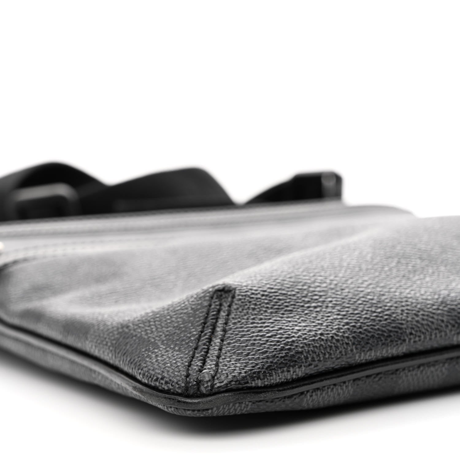 Louis Vuitton Damier Graphite Thomas 9 of 11