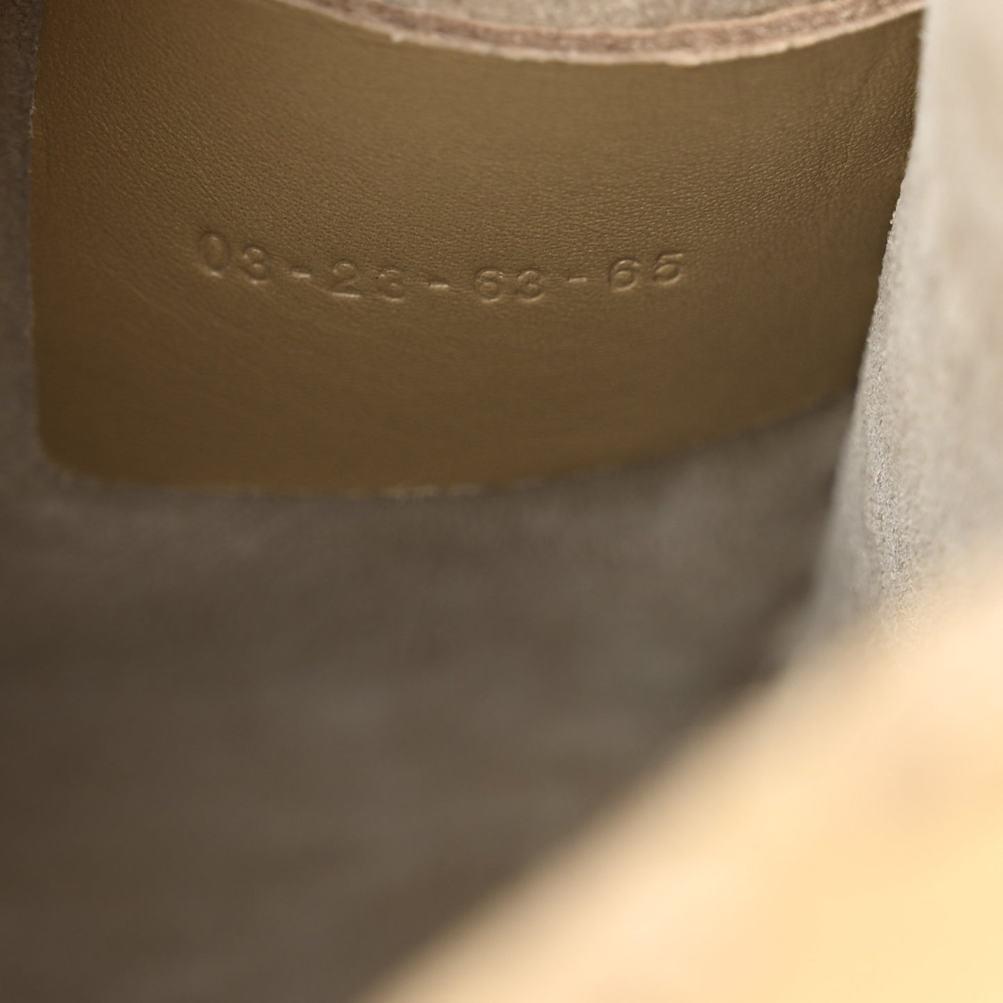 Calfskin Small Mony Tote Argil Brown