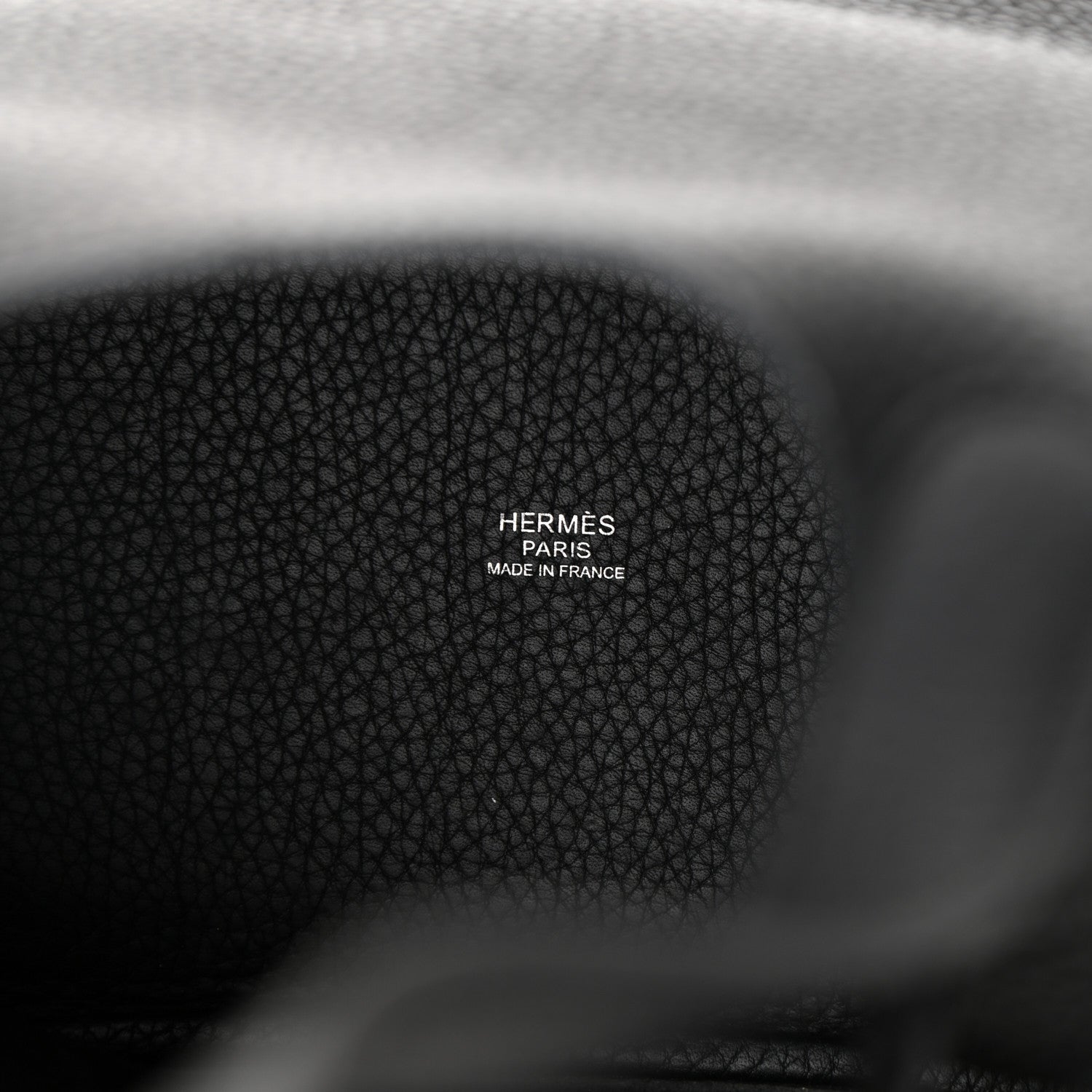 Hermes Taurillon Clemence Picotin Lock 18 PM Black 6 of 8