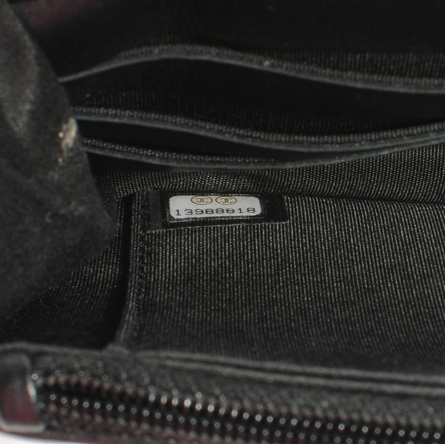 Patent Strass Wallet On Chain Black