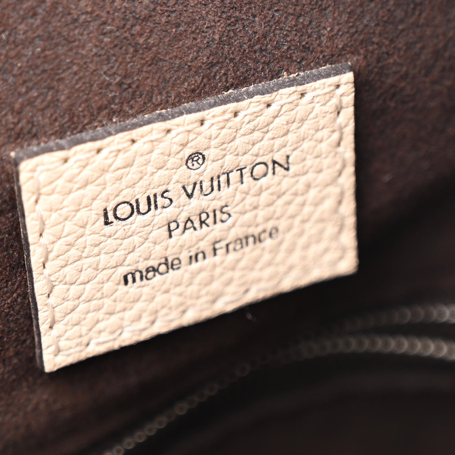 Louis Vuitton Mahina Babylone Chain BB Cream 6 of 11