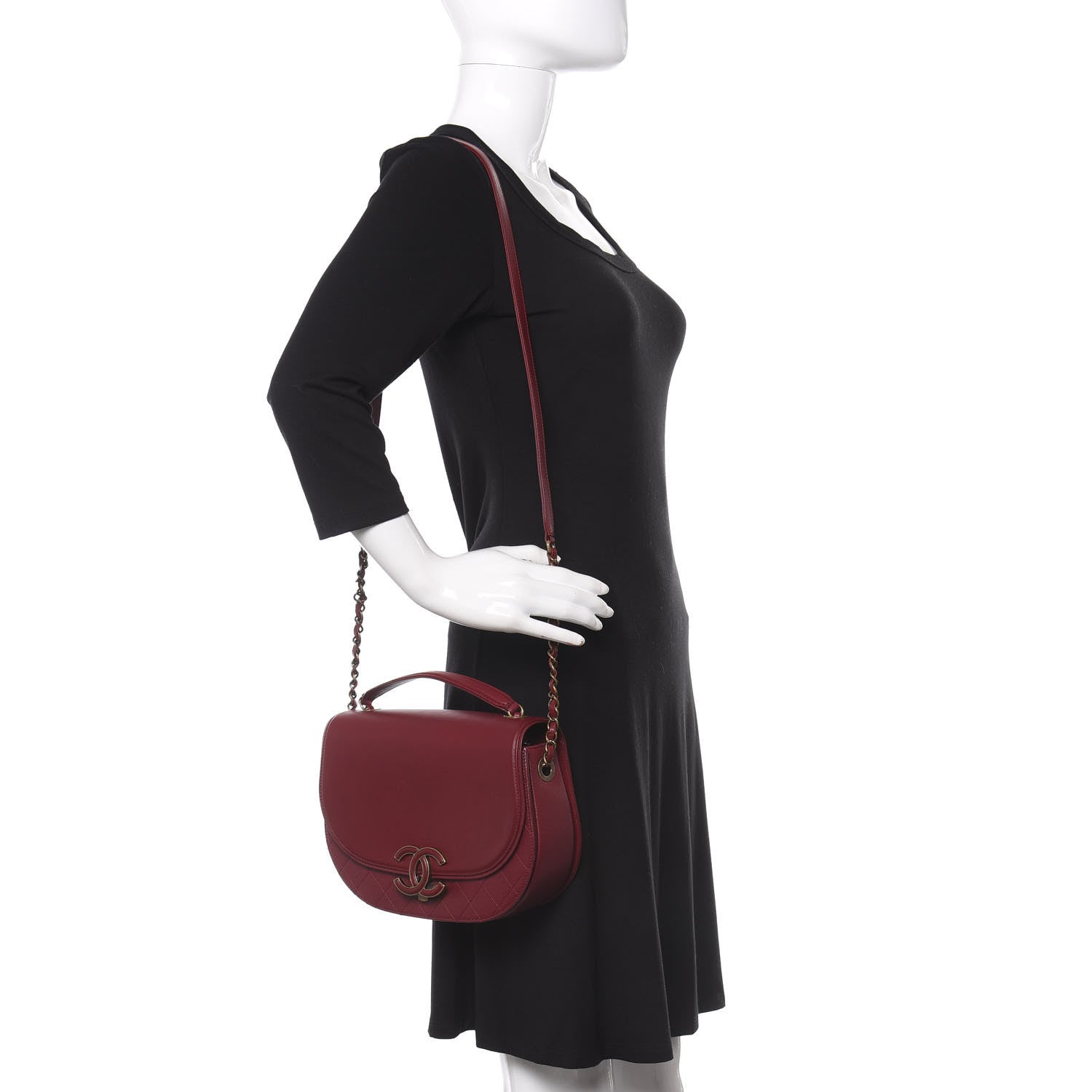 Chanel Shiny Calfskin Goatskin Quilted Medium Coco Curve Messenger Flap Burgundy 2 of 11