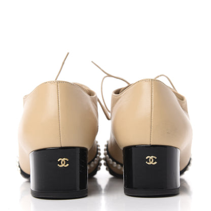 Chanel Goatskin Grosgrain Pearl Cap Toe Lace Up Oxfords 37.5 Beige Black 7 of 13