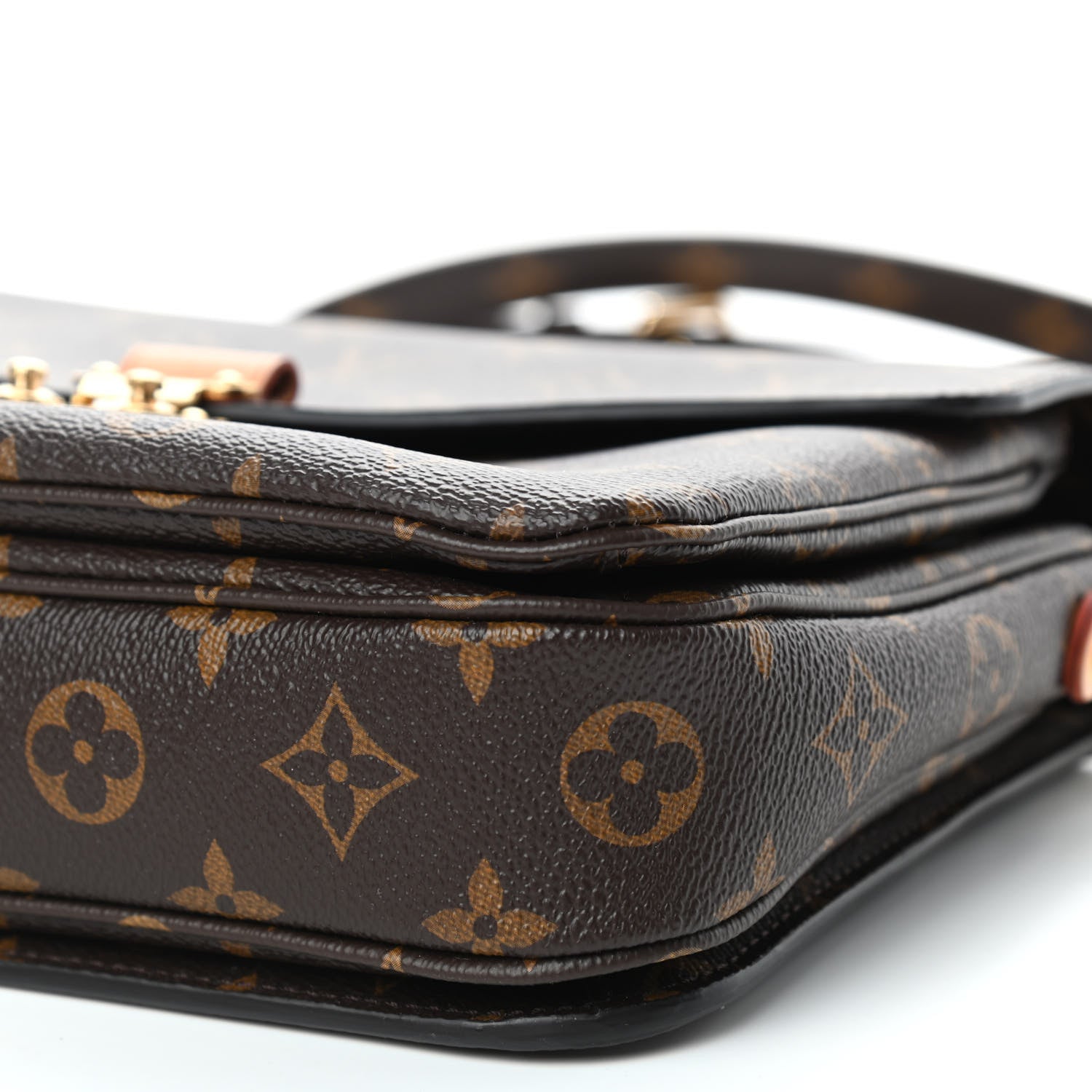 Louis Vuitton Monogram Pochette Metis 9 of 10