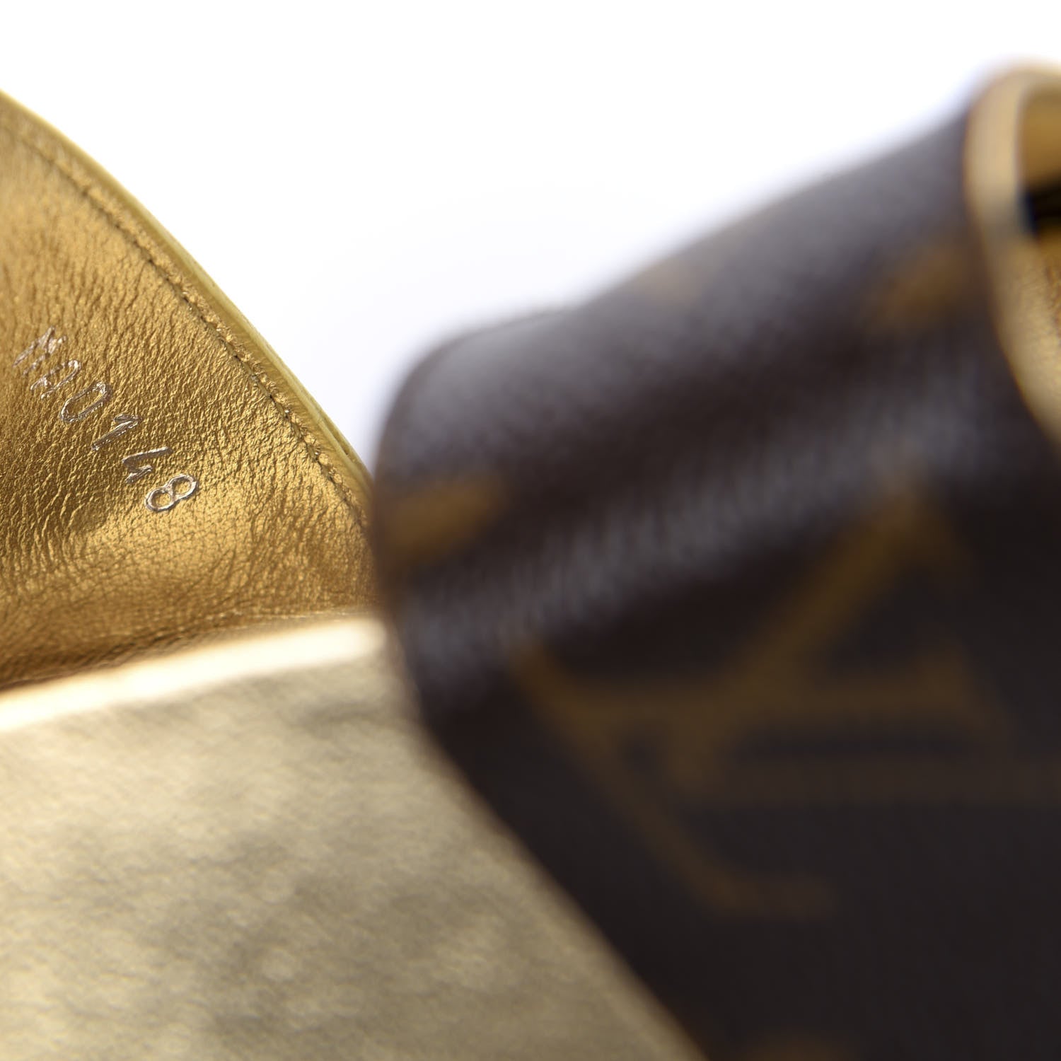 Louis Vuitton Patent Calfskin Monogram Bom Dia Mule Sandals 39 Gold 8 of 8