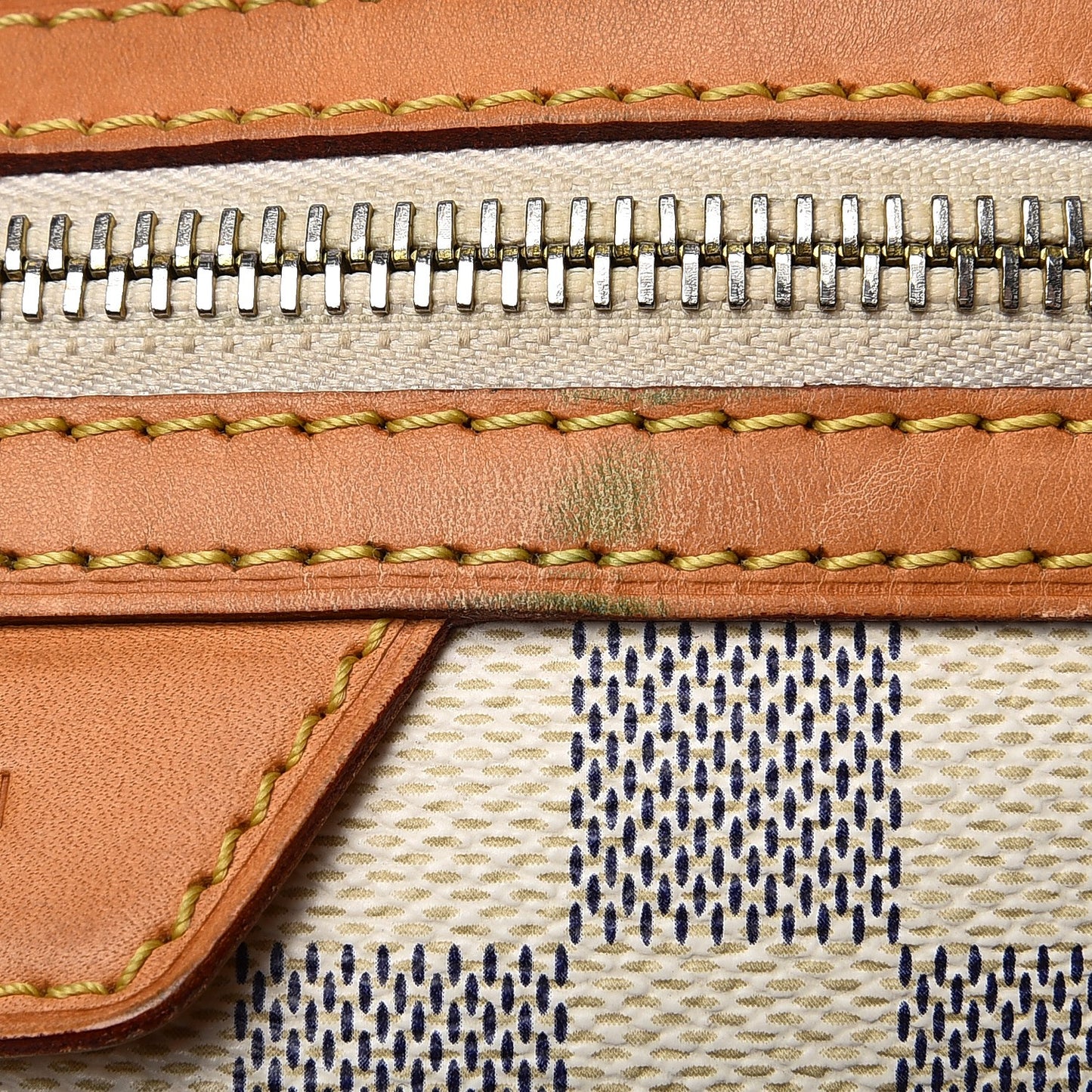 Damier Azur Evora MM