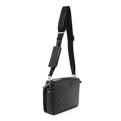 Louis Vuitton Damier Graphite Wild Animals Trio Messenger 3 of 10