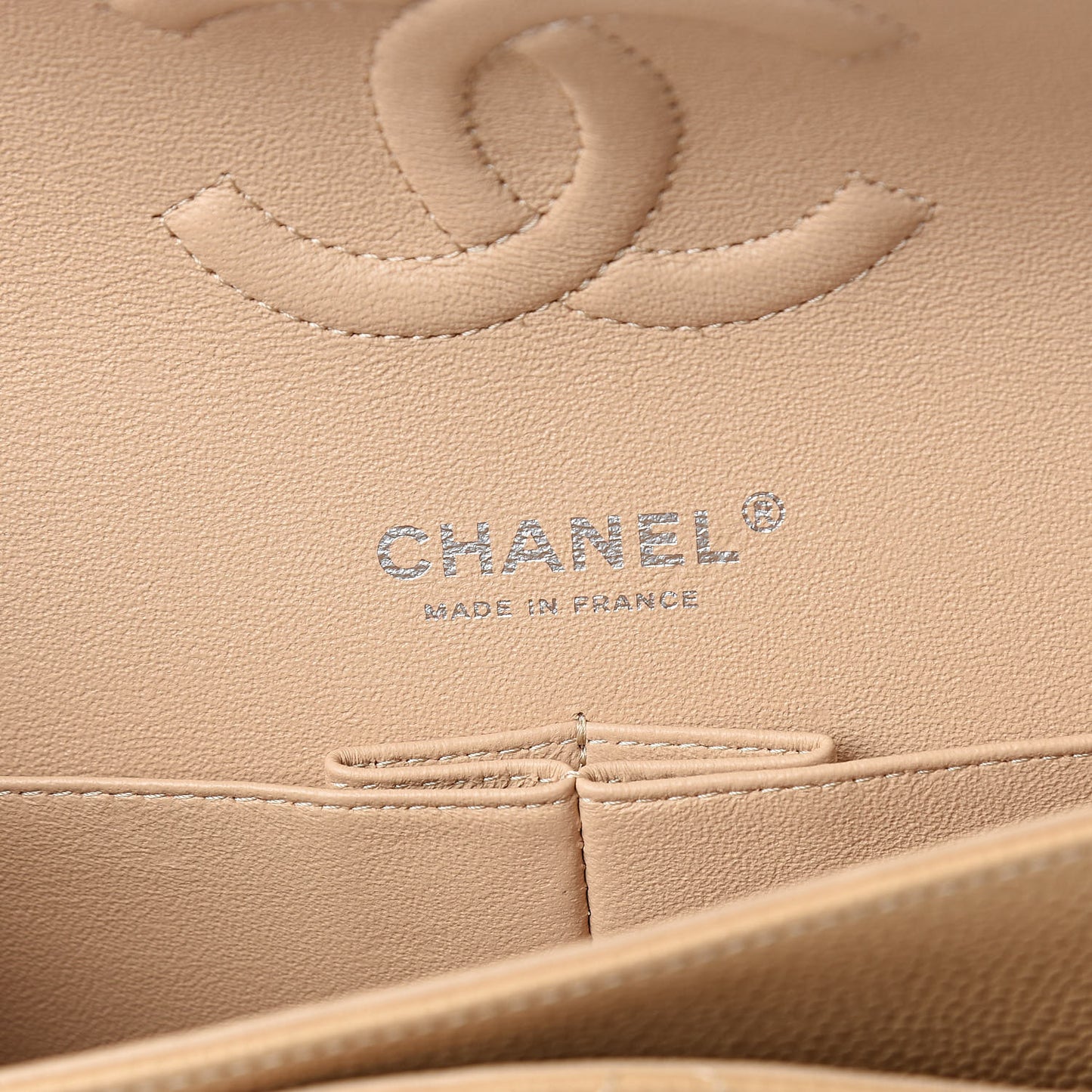 Caviar Quilted Medium Double Flap Beige Clair