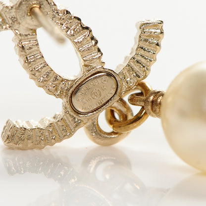 Chanel CC Pearl Drop Earrings Gold 3 of 4