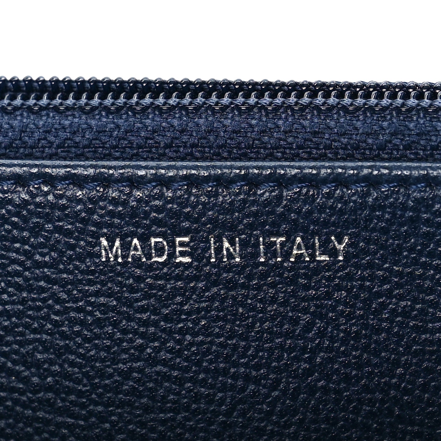 Grained Calfskin Quilted CC Box Wallet On Chain WOC Navy