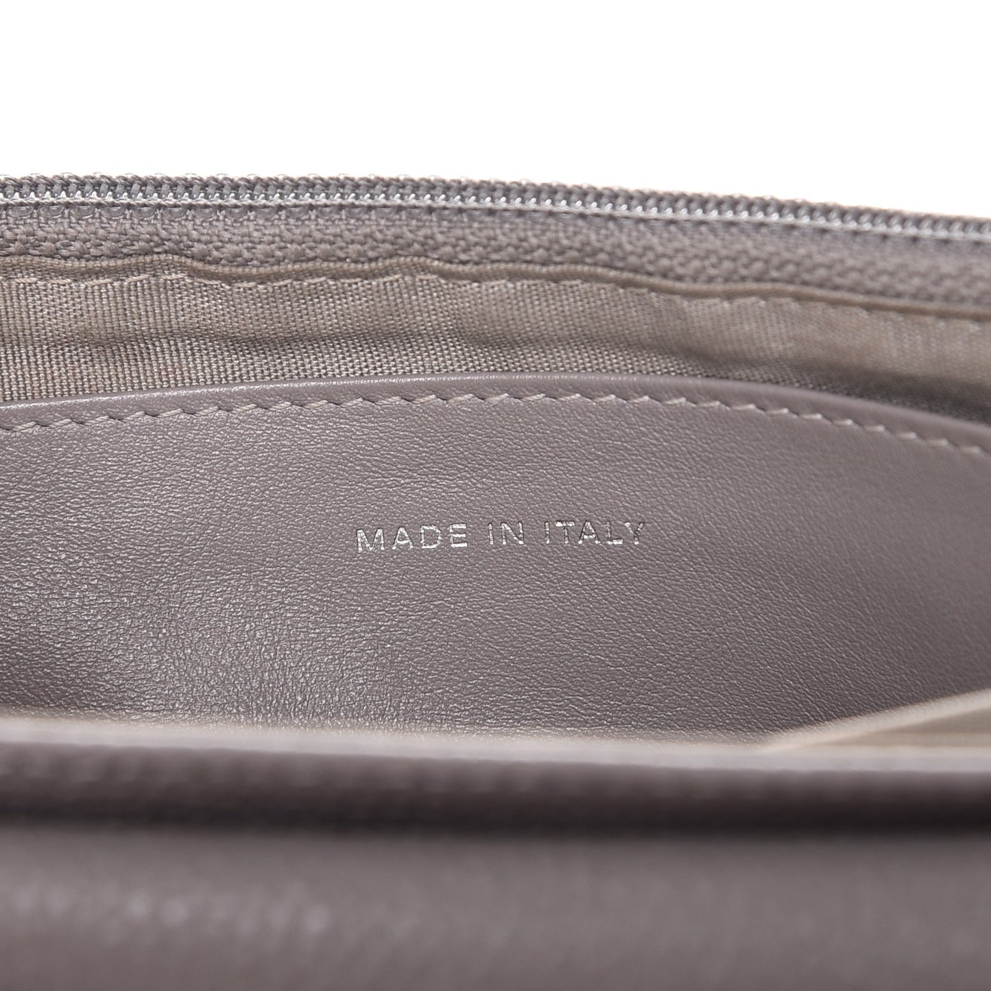 Caviar Half Moon Wallet On Chain WOC Light Grey