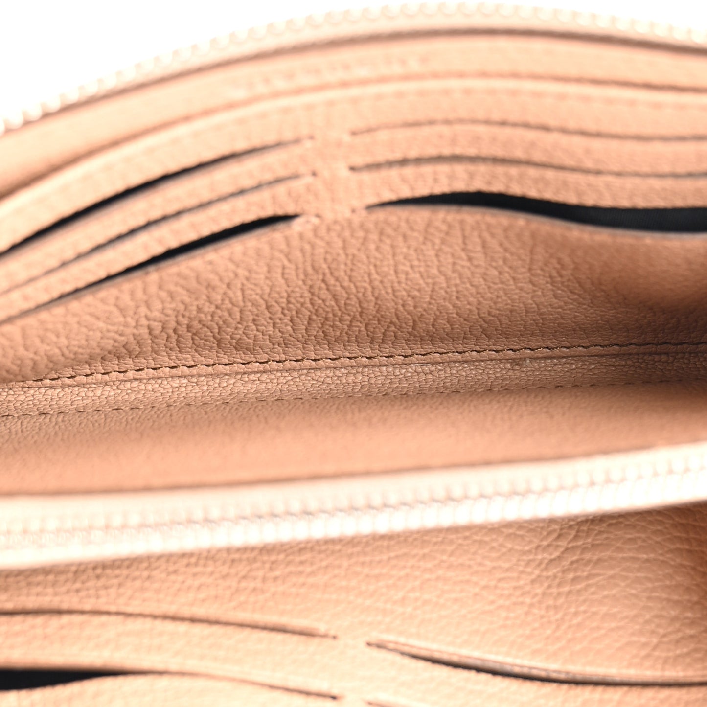 Sugar Goatskin Pandora Half Zip Long Wallet Old Pink