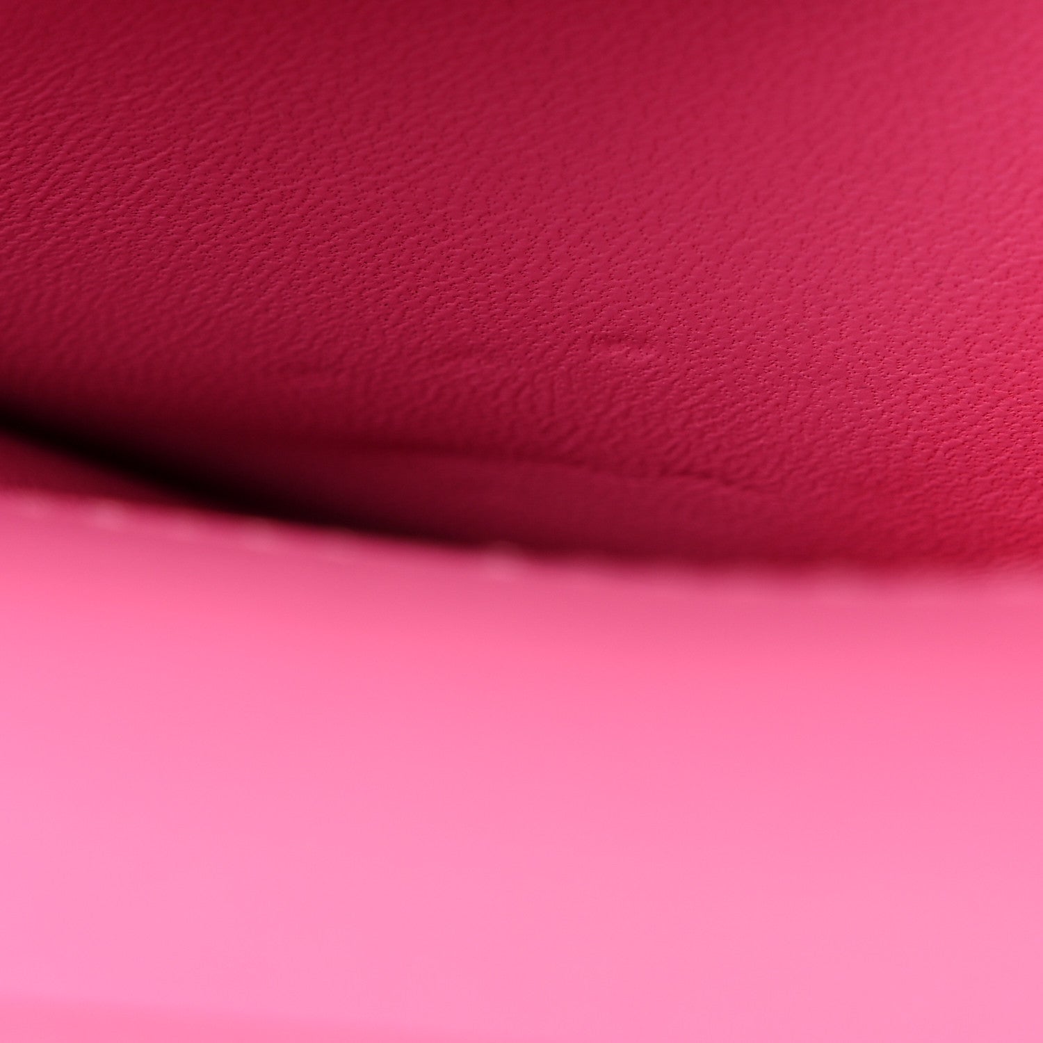 Valentino Garavani Calfskin Vlogo Loco Shoulder Bag Feminine Pink 12 of 12