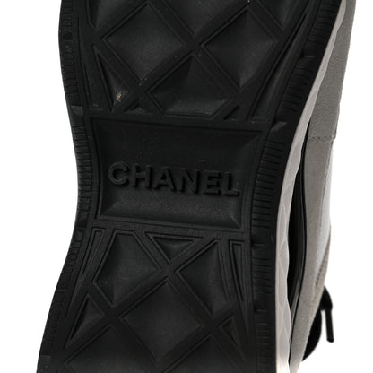 Chanel Velvet Calfskin Mixed Fibers CC Sneakers 38 White Black 8 of 9