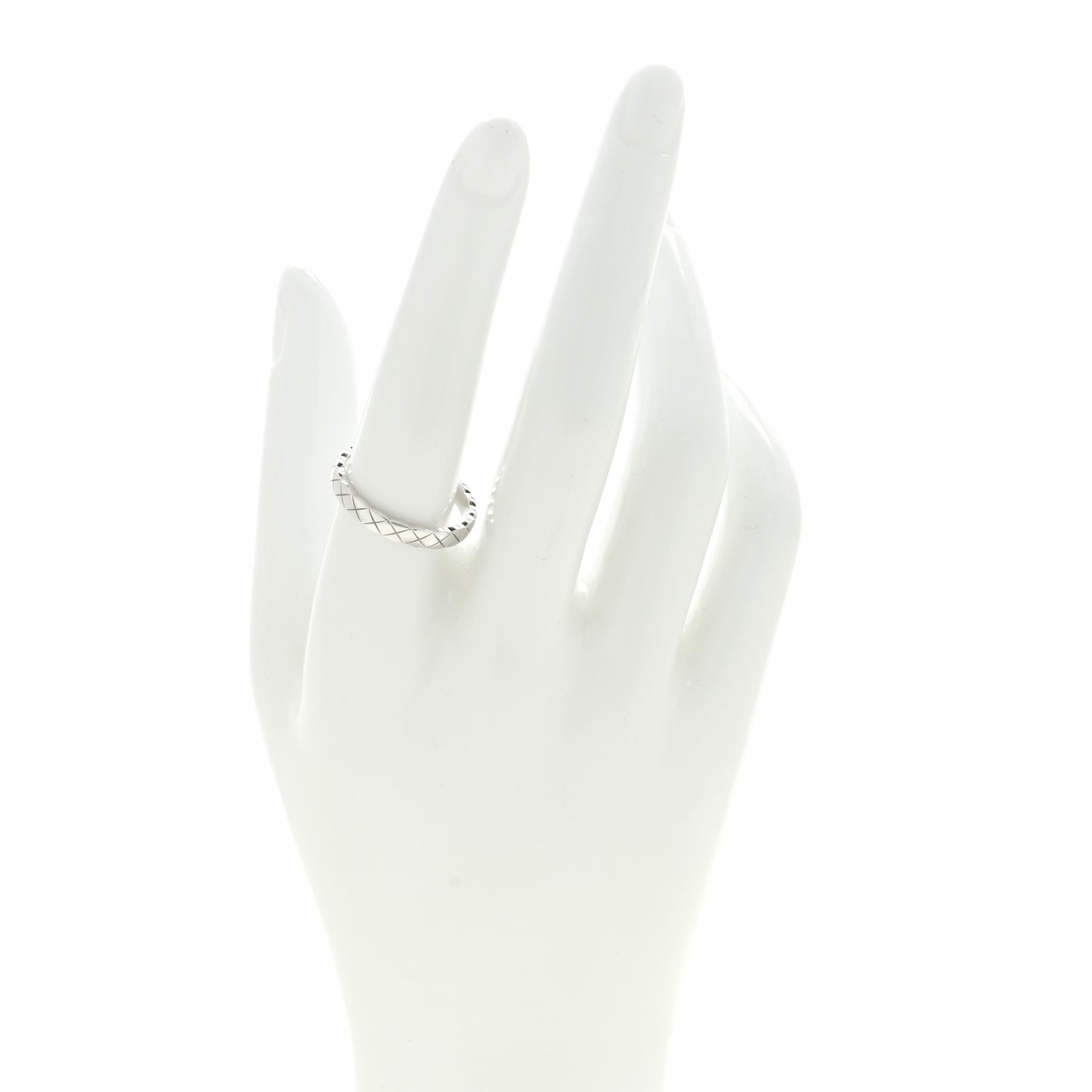 18K White Gold Mini Coco Crush Ring 58 8.25