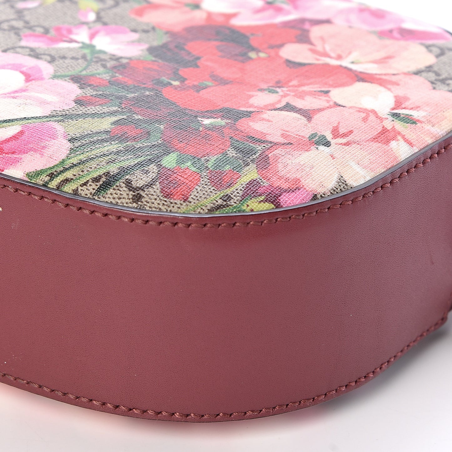 GG Supreme Monogram Blooms Mini Chain Shoulder Bag Beige Multicolor Dry Rose