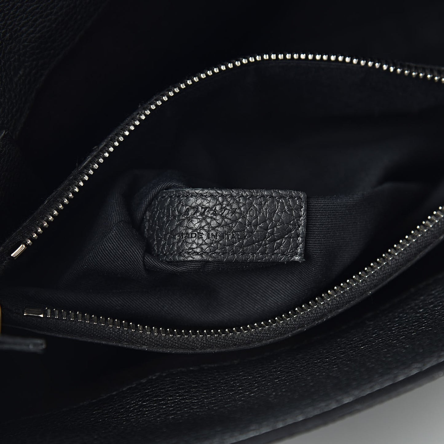 Grained Calfskin Baby Supple Sac De Jour Black